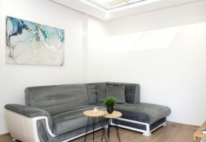 Bright 2-Bedroom Apartment Near Varna City Center